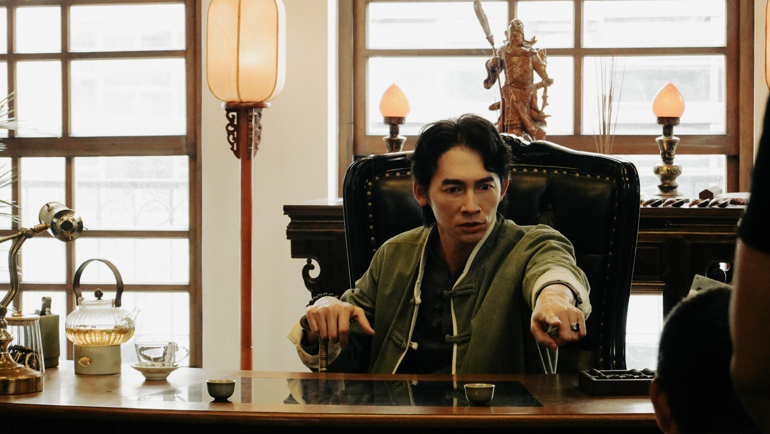 演員温昇豪在電影《大仙尪仔》中飾演黑道老大南哥。